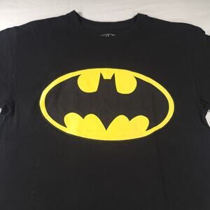 DC Batman Short Sleeve Graphic Crew Neck T Shirt Mens Size Medium M Black
